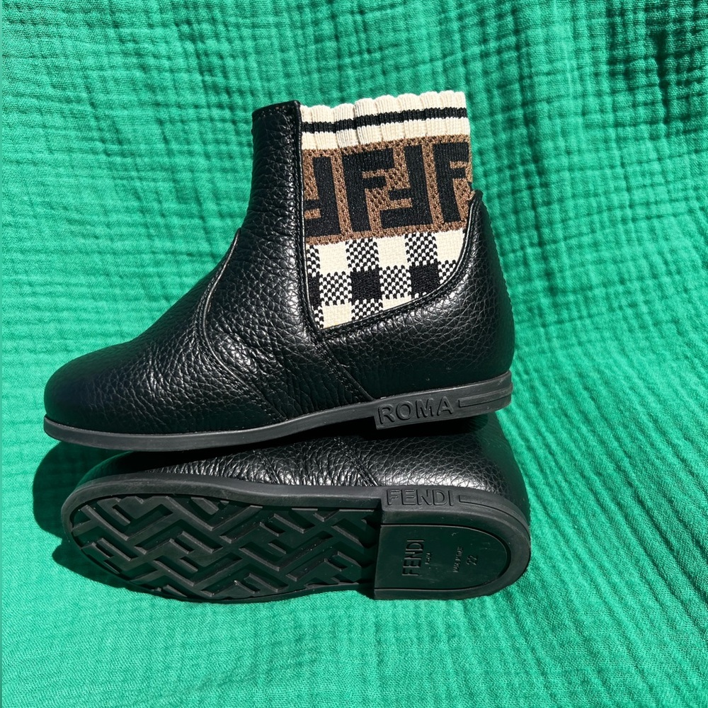 FENDI baby boots